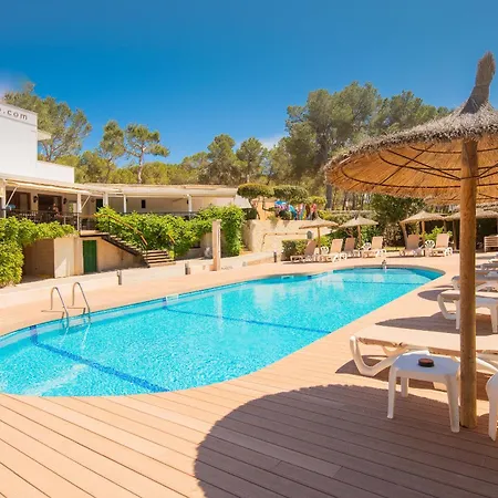 Playa Mondrago Hotel